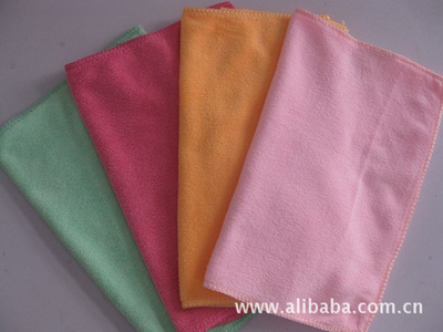 精织细微处 从东莞小方巾看纺织产业的生态逻辑